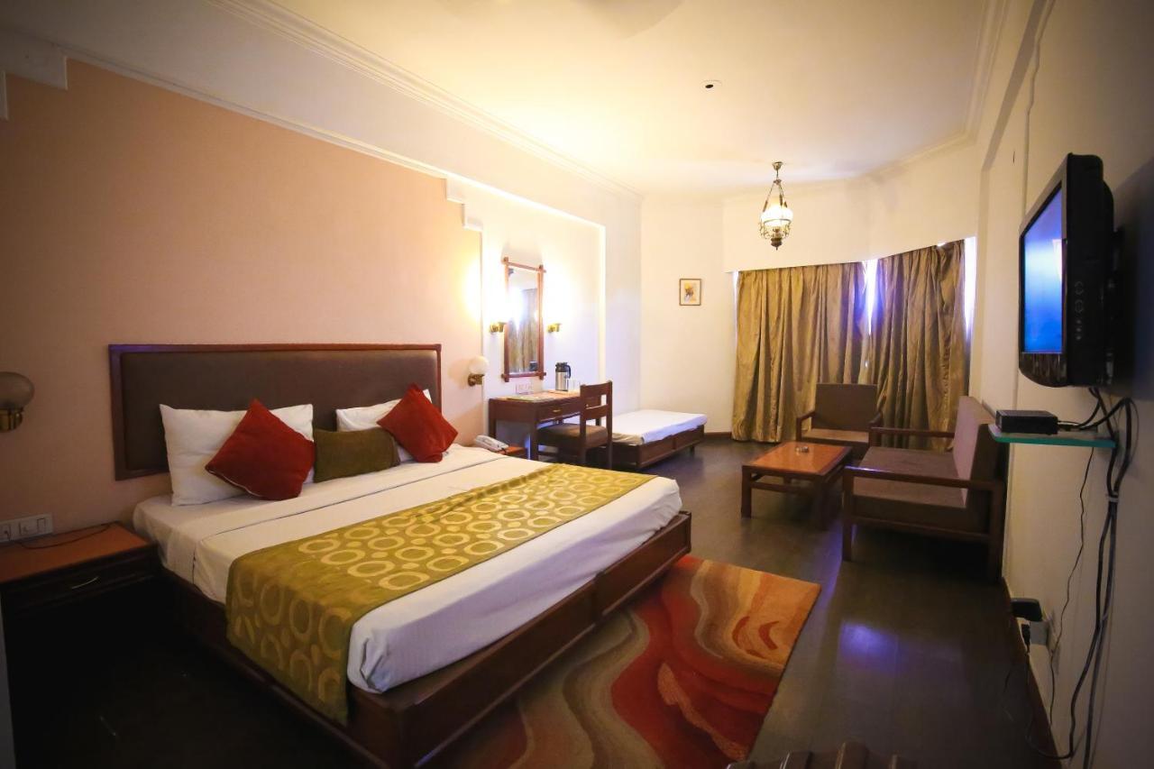 Hotel Gwalior Regency Exterior foto
